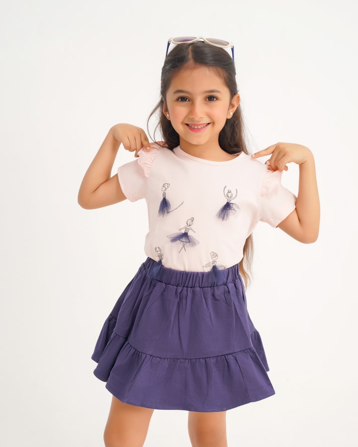 Girls'  1 set