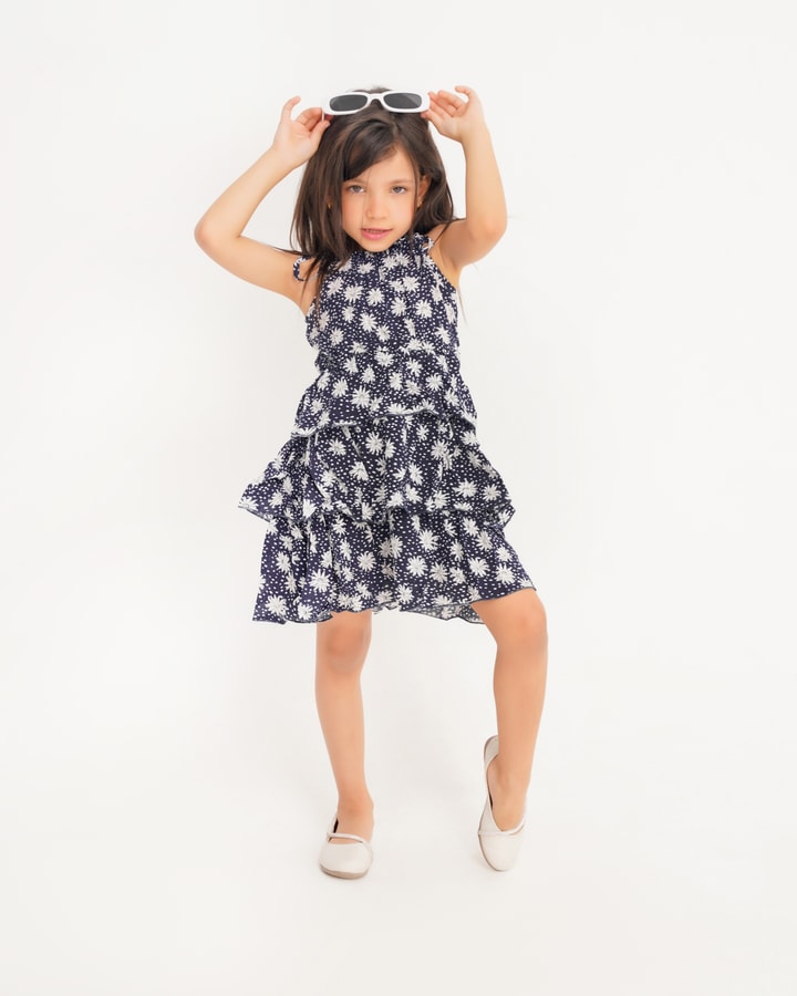 Girls'navy blue dress with white flowers