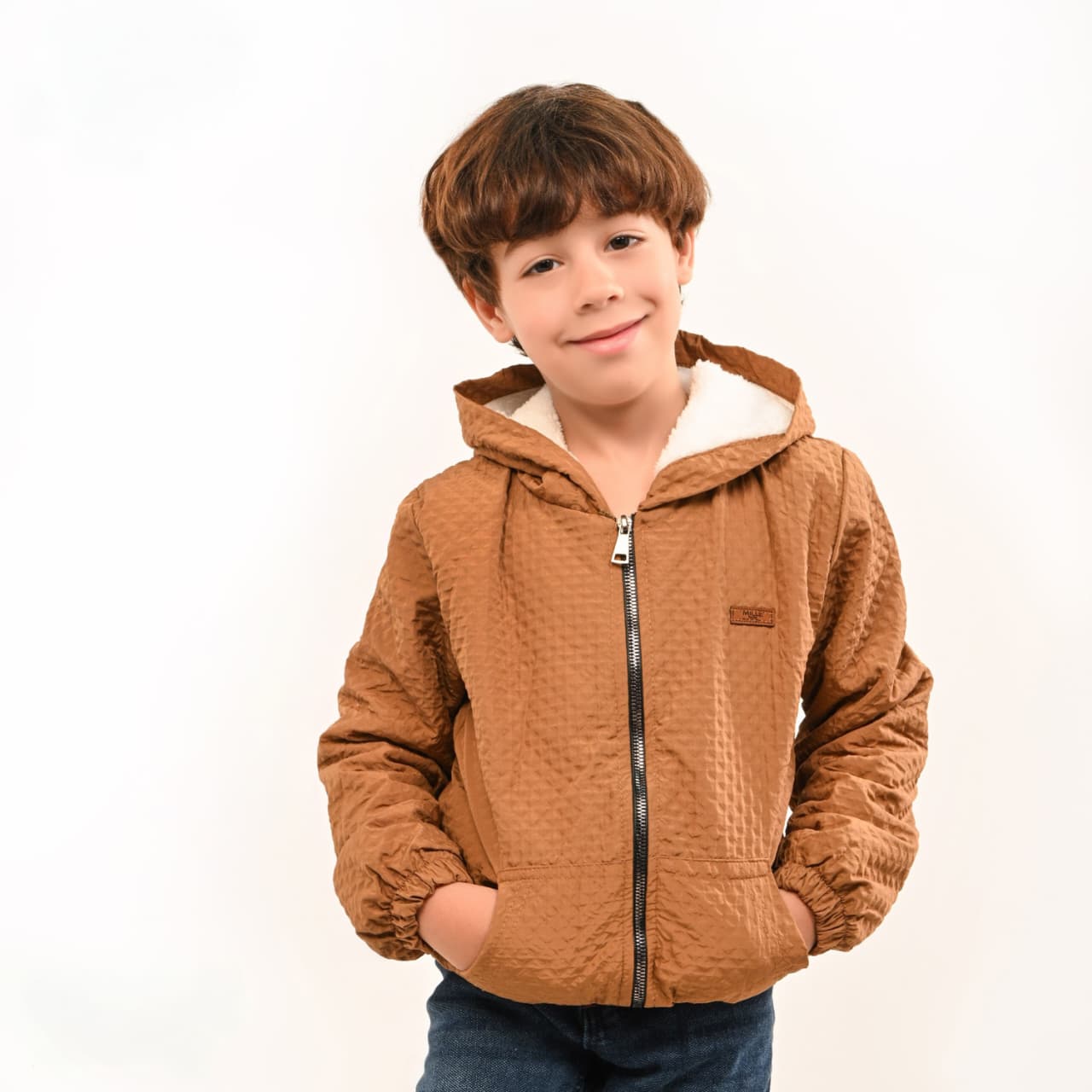 Fully lined capecho zip-up sweater