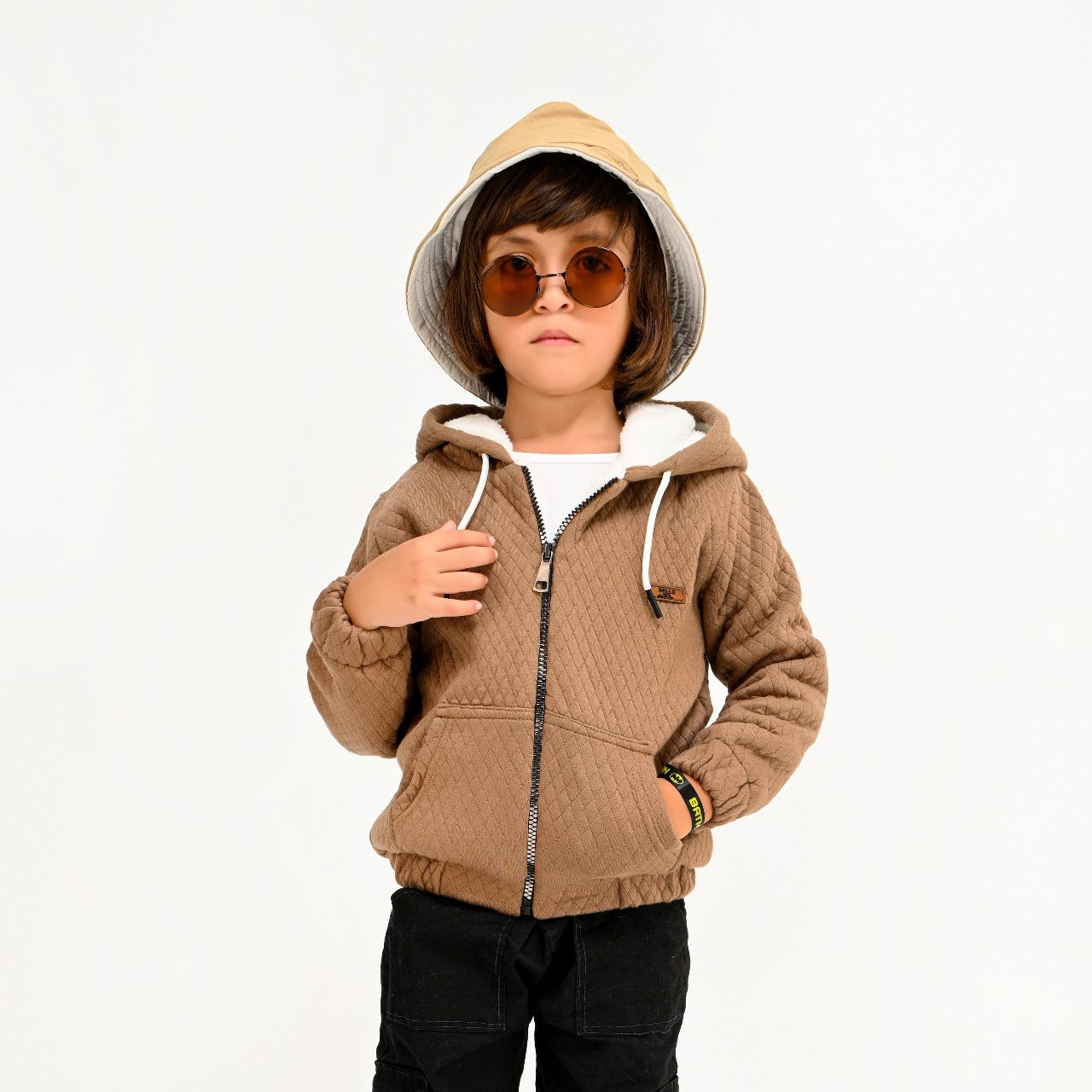 Fully lined capecho zip-up sweater